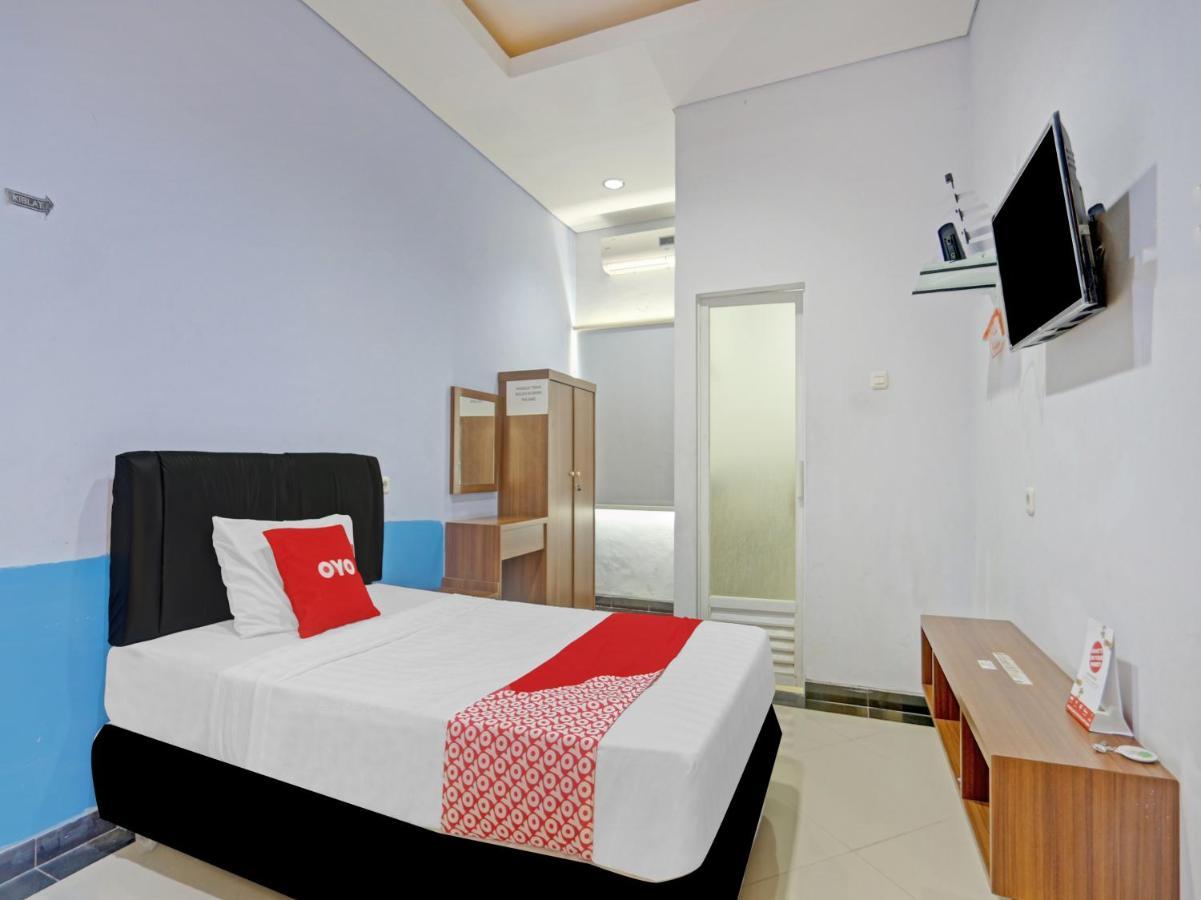 Oyo 90553 Arteri Guest House Σεμαράνγκ Εξωτερικό φωτογραφία